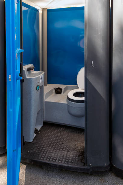 Best Portable bathroom rental  in Woodside, PA